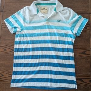 Hollister Men's Polo in Blue and White Stripes